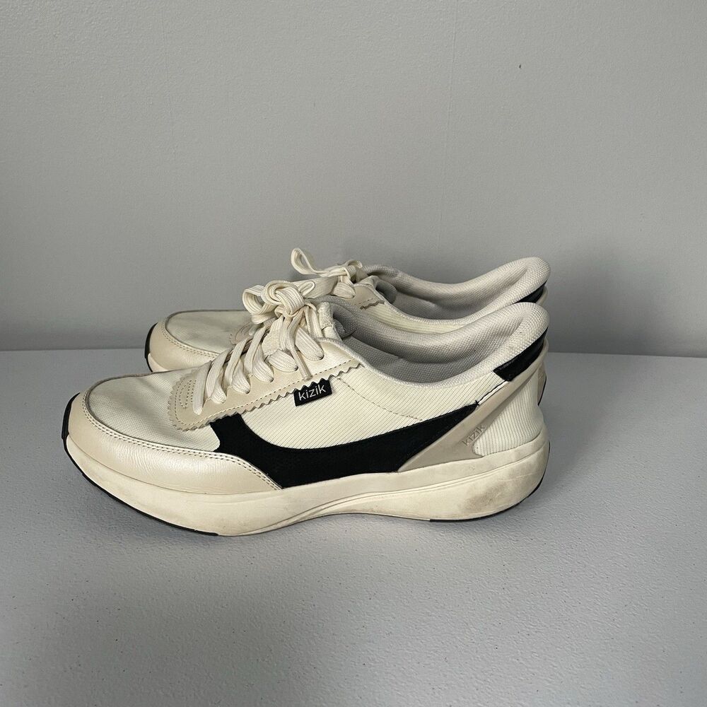Kizik Paris Hands-Free Step In Sneakers Shoes Cream Black Women's Size 8